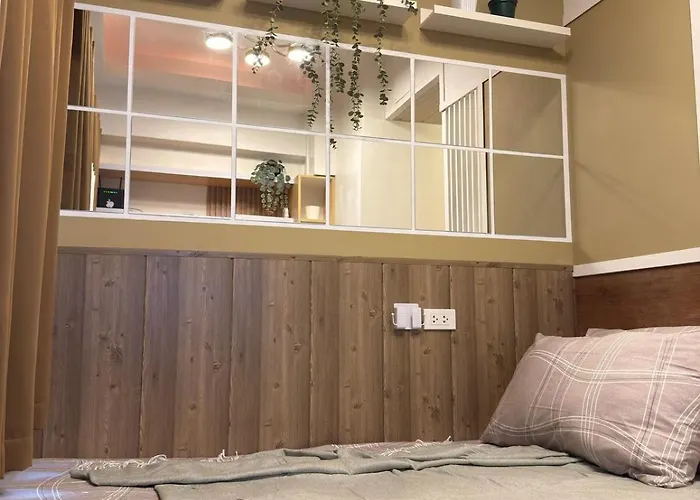 Bachelor's Crib-1 Alabang Bed & Breakfast