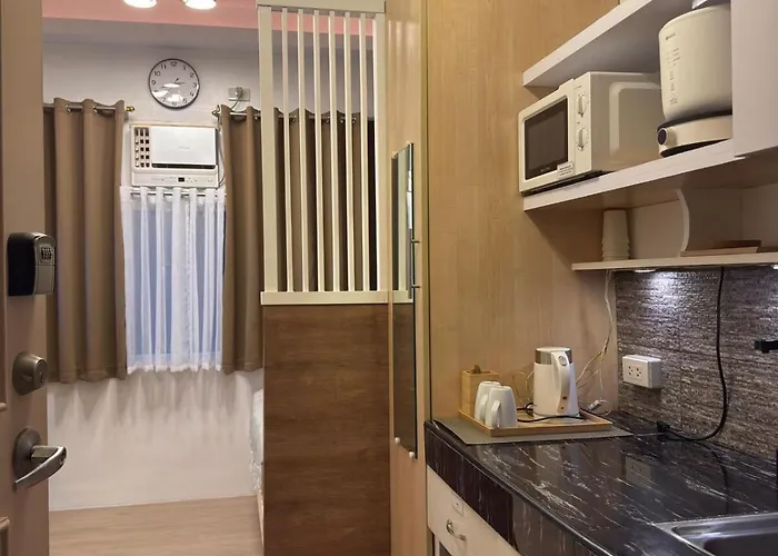 Bed & Breakfast Bachelor's Crib-1 Alabang