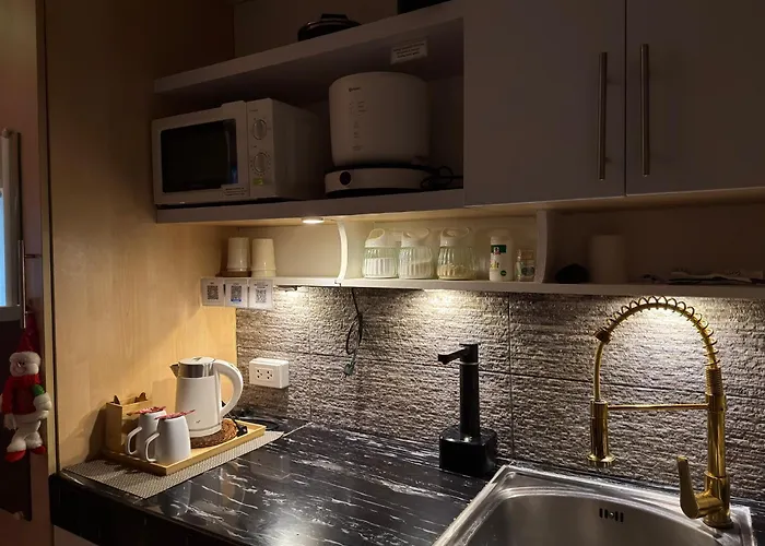 Bachelor's Crib-1 Alabang Bed & Breakfast Manila